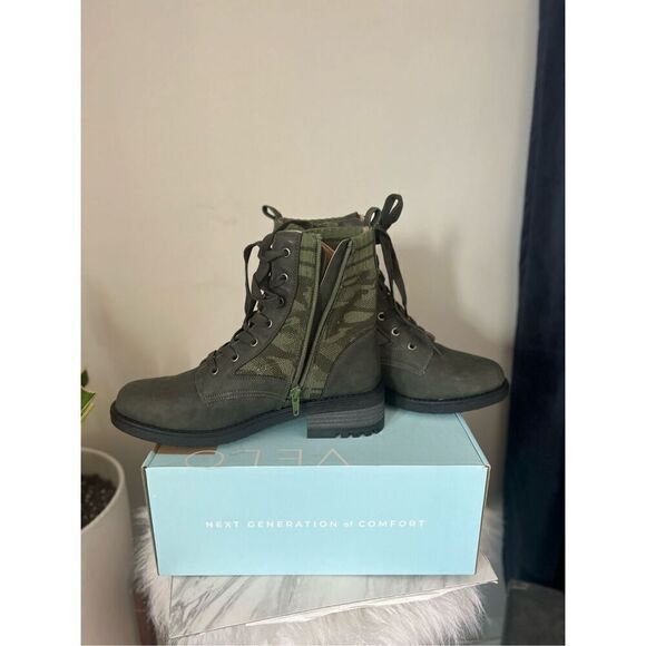 LIFESTRIDE Knockout Lace-Up Combat Boot, Comfort Boot, Green Olive, Size 8, NWT - Picture 7 of 16